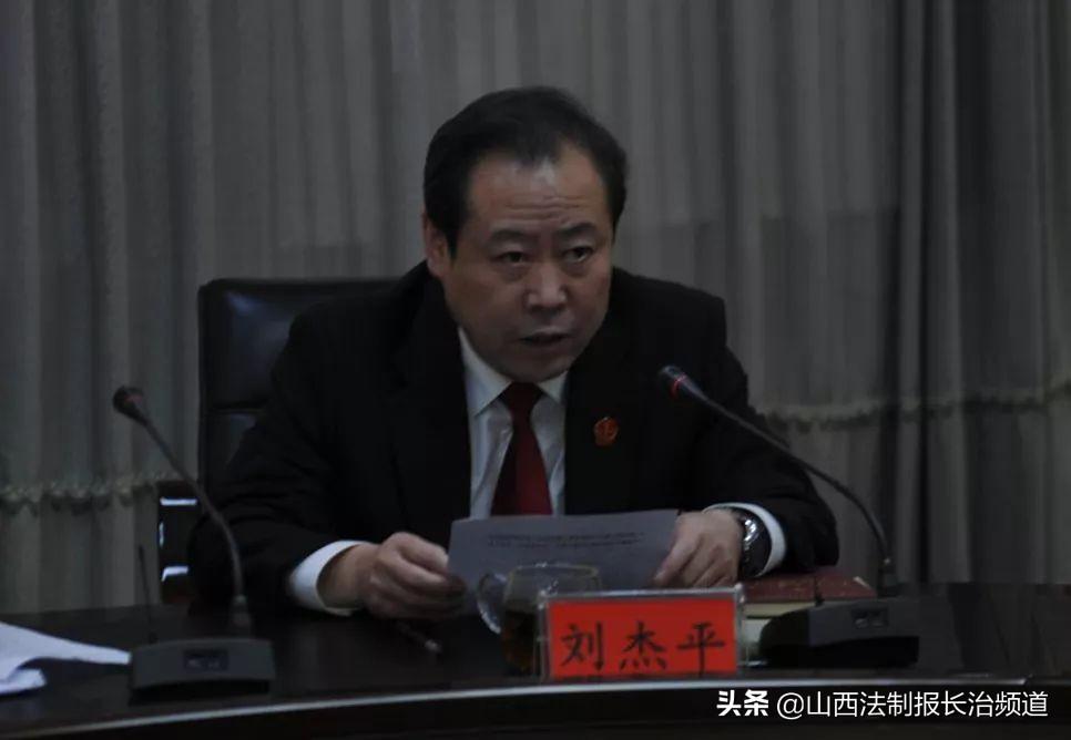 駿駒迄立，腰骨挺直，路遙自然知馬力打一最佳精准生肖、警惕虚假宣传-全面释义、定量解答解释落实